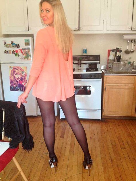 Hot Cougar Looking For Younger Men On Hot Cougars Life Pinterest Bb