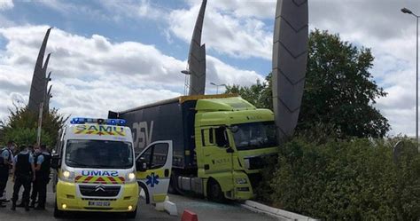Republica franceză, , fr, fr, republica franța, fra (ro); Șofer român de TIR mort în Franța în timp ce se afla la ...