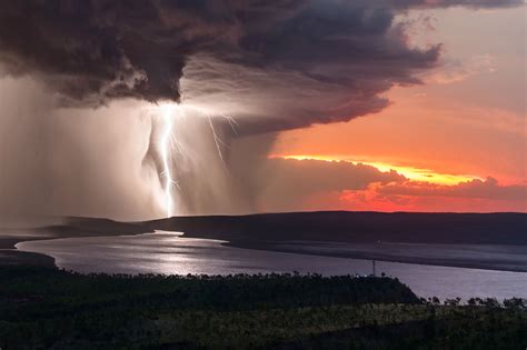 Amazing Imagery Shows Apocalyptic Aussie Sunset Storm Caters News
