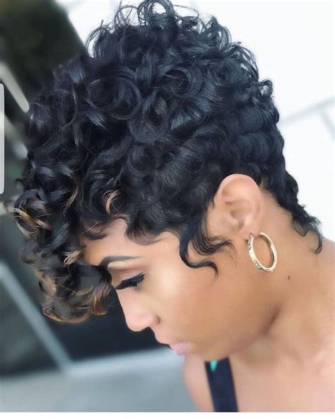 Even though there are many options to choose with caramel hair color, you can style your short hair like this. 1001 + ideas for gorgeous short hairstyles for black women