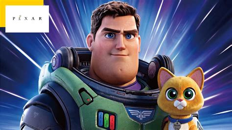 Buzz Léclair Aussi Bien Que Toy Story Les Premiers Avis Sont Tombés