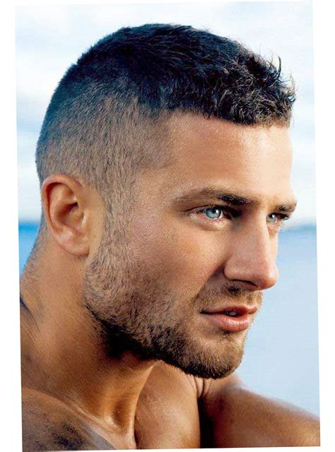 Athletic Haircuts For Men Wavy Haircut