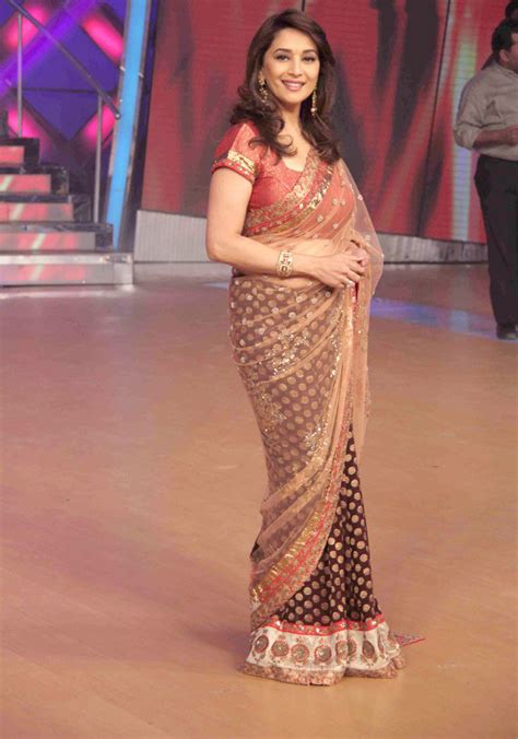 Bollywood stars bollywood fashion bollywood actress madhuri dixit kareena kapoor navel sneha reddy neeta lulla indian celebrities. Men Women Photos: Madhuri Dixit Hot Navel Show in Saree