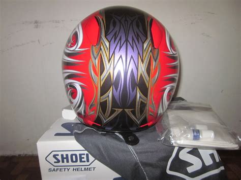 Choose the motorcycle helmet you like and choose size add to cart and go to checkout fill in your details and pay via paypal. Fahmy Hattan.Rare: Shoei JStream - Polaris