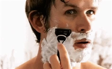 13 Thoughts Every Man Has When He Is Just About To Lose His Beard