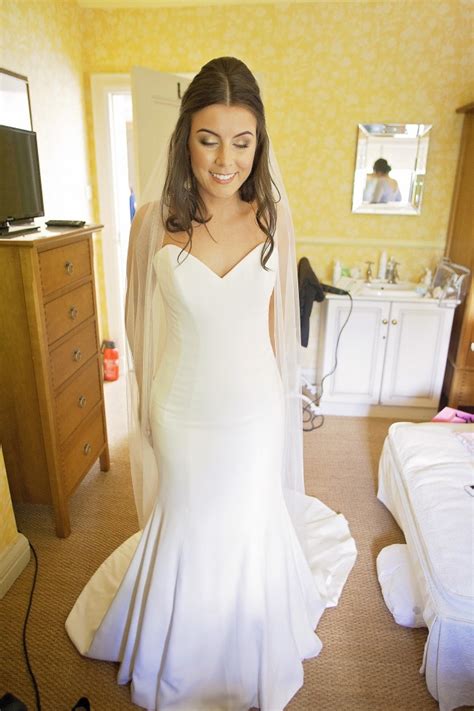 Suzanne Neville Mayfair Used Wedding Dress Save 60 Stillwhite