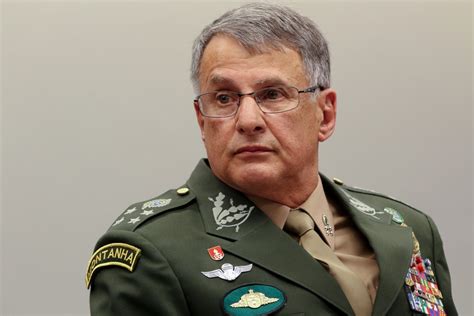 Comandante Diz Que Exército Não é Instituição De Governo Nem Tem Partido Folha Do Es