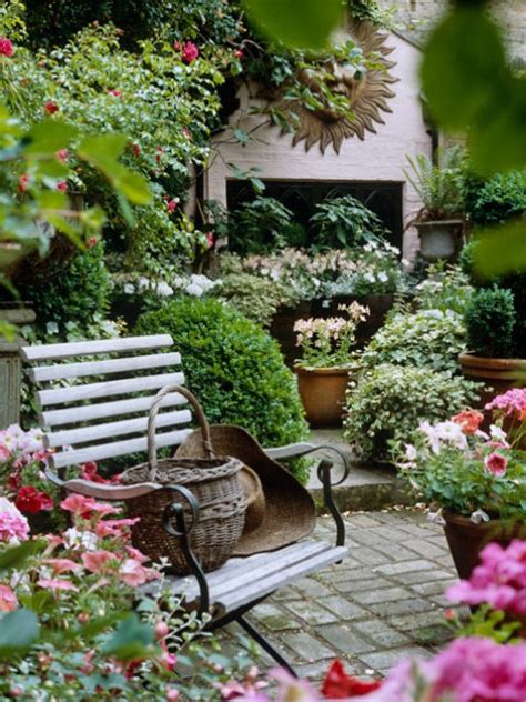 38 Cozy And Inviting Reading Garden Nooks Gardenoholic