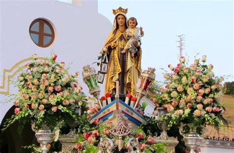 Con Procesión Y Eucaristías Devotos Celebran El Día De La Virgen Del
