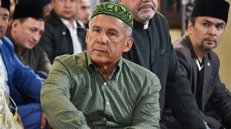 Президент поддерживает инициативы, достойные общественного внимания. Рустам Минниханов объявил 2021 год Годом родных языков
