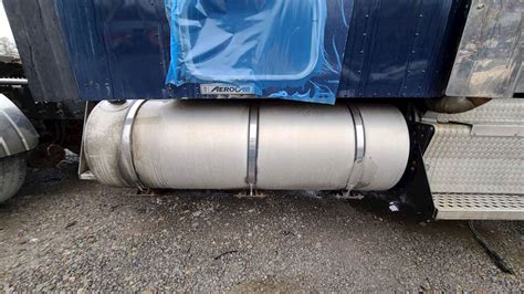 2014 Kenworth T800 Right Fuel Tank For Sale York On Canada Kw