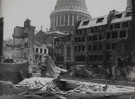 Schools Sessions World War Two In London City Of London