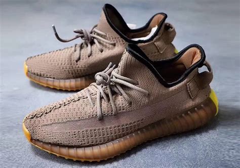 One of the biggest names in sneaker culture. Anteprima delle Yeezy Boost 350 V2 Earth - Sneaker Narcos