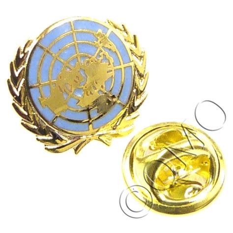Un United Nations Lapel Pin Badge Metal Enamel