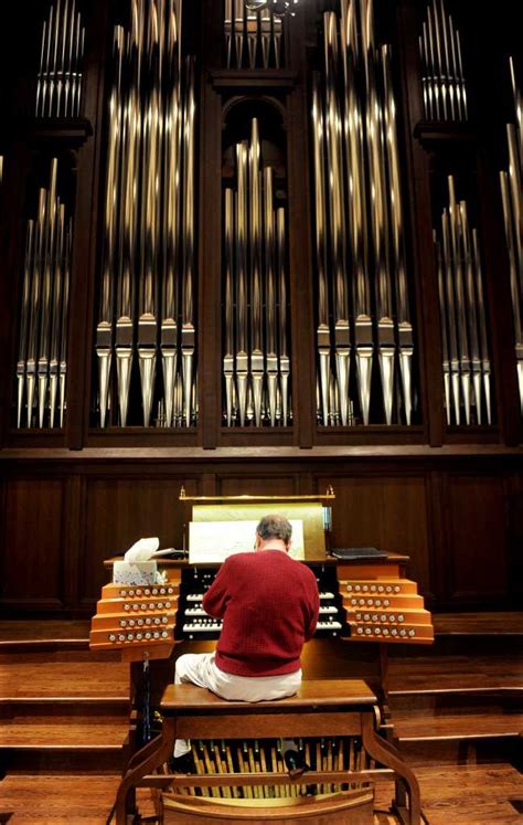 New Organ At First Church Uplifting Music For Hearts