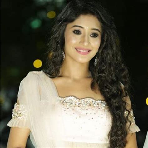 Shivangi Joshi Slaying Her New Look See Pictures Here