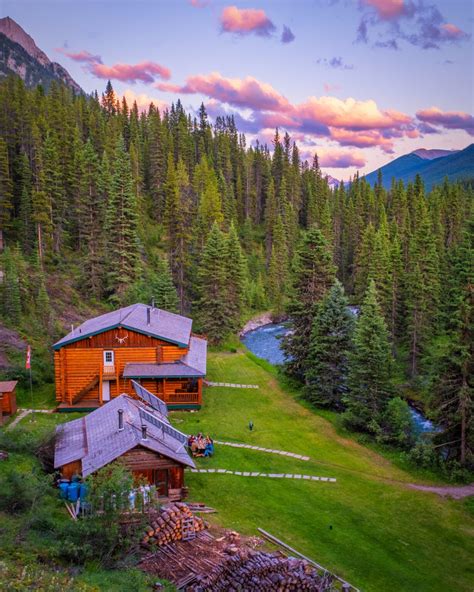 21 Beautiful Banff Cabin Rentals And Chalets To Get Cozy In