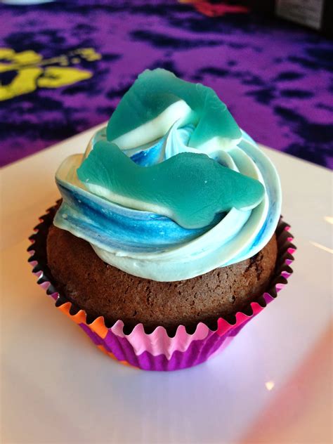 Our Hobby House Sharkocean Cupcakes