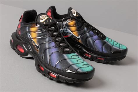 Une Nouvelle Finition Multicolore Pour La Nike Air Max Plus Sneaker Style