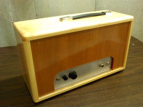 Carefully place all 10 inch speakers inside of the four 10 inch holes in the baffle and attach them with the four speaker mounting kits. DIY Guitar & Amp: Champ amp now in cabinet