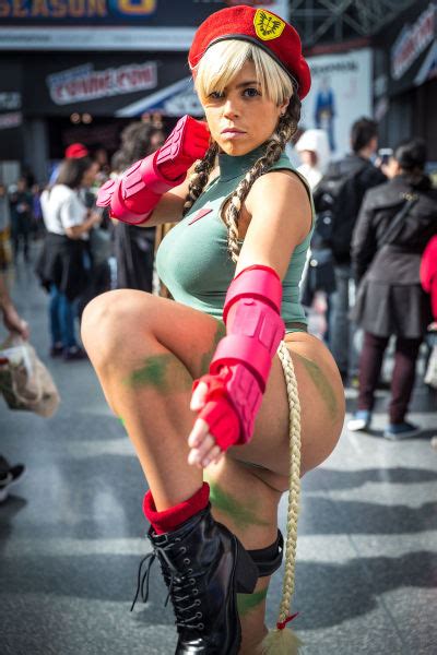 Outrageous And Awesome Costumes Of The New York Comic Con Pics Izismile Com