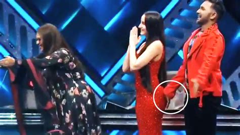 Video Of Terence Lewis Hand Brushing Against Nora Fatehis Butt
