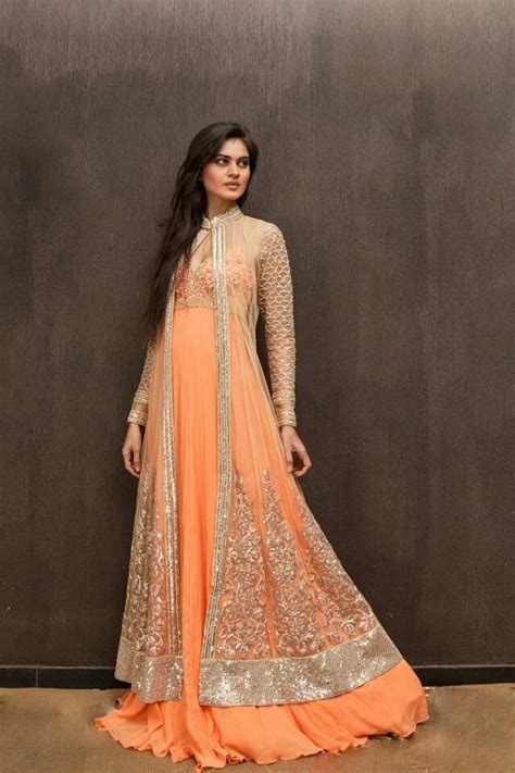 20 Indian Wedding Reception Outfit Ideas For The Bride Bling Sparkle