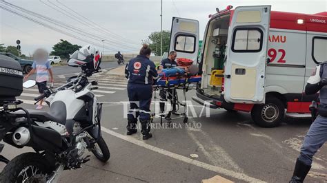 Motociclista Faz Convers O Em Local Proibido E Atinge Ciclista Na