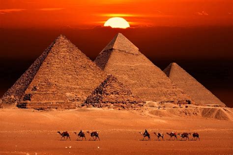 The Great Pyramid Of Giza Is The Only Known Eight Sided Pyramid In Existence — Curiosmos