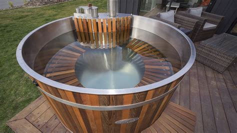 Alpine Tubs Wood Fired Hot Tub With Full Cedar Seat And Guard Alpine Tubs Hot Tub Outdoor