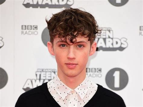 Troye Sivan Reveals He Felt Really Sick After He Was First Attracted