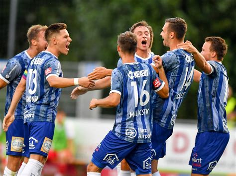 Zweitligisten Fac Und Blau Weiß Linz Ziehen Locker Ins Achtelfinale Ein 2 Liga Ligaportal