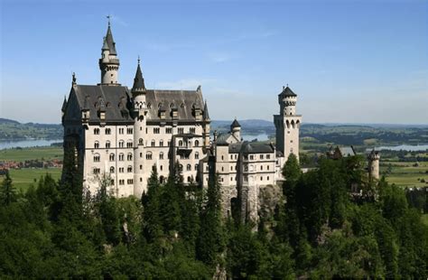 Top 10 Unique Castles In The Worldthe Fairytale Traveler