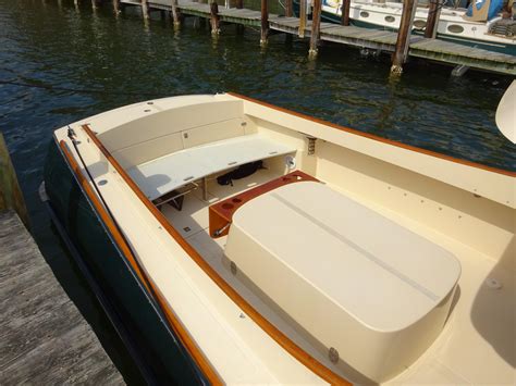 Hinckley Picnic Boat Classic Downeast For Sale Yachtworld