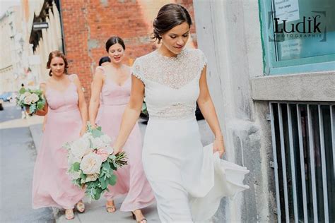 Pin By Christelle Ferland On Wedding Dresses Wedding Dresses Dresses