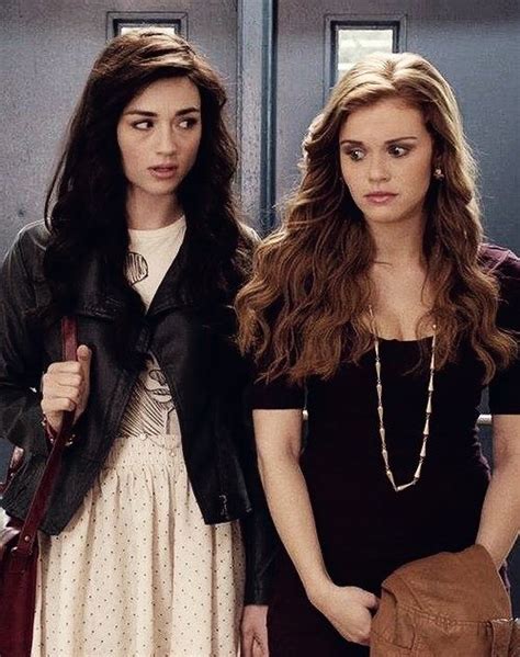 teen wolf holland roden lydia martin crystal reed alison argent love lydia s outfit