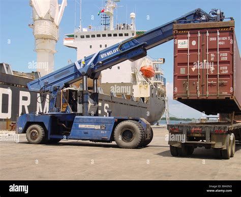 Container Crane Truck