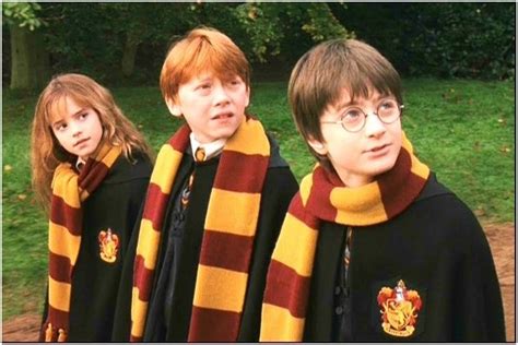 Harry Potter Reunion Emma Watson Rupert Grint And Daniel Radcliffe Return To Hogwarts After