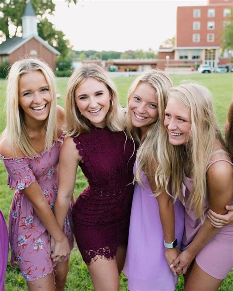 Sorority Photo Shoot Outfit Color Scheme Inspo Photoshoot Outfits