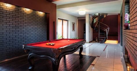 10 Ideas For Turning Your Garage Into A Great Games Room