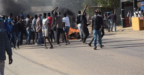 Manifestations Réprimées Au Tchad Au Moins 50 Morts Lors Des