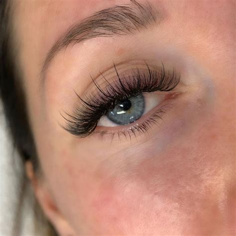 Pin By Onggy Xiong On Eyelash Extensions Lashes Strip Lashes