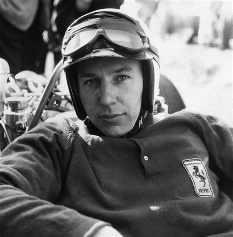 Zum Tode Von John Surtees Der Mann Der Weltmeister Auf Zwei Und Auf
