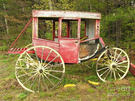 Old Horse Drawn Carriage Photograph By Sherman Perry