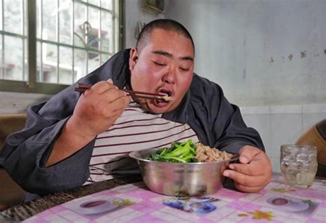 What Its Like To Be The Fattest Man In China