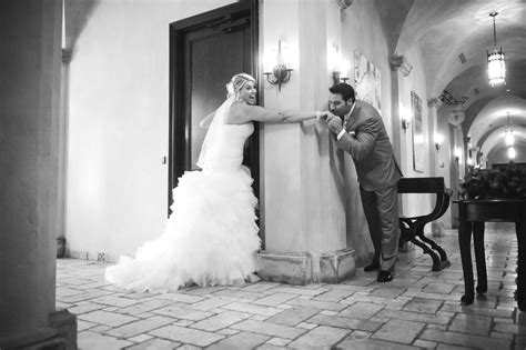 Bride And Groom Kissing Around The Corner At Villa Siena Black White Kiss Silly Bride