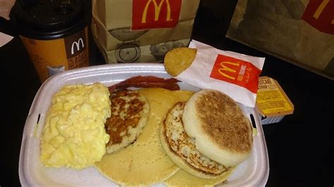 Some mcdonald's restaurants serve breakfast at different times. How to Make McDonald's at Least Nine Times Better | VICE ...