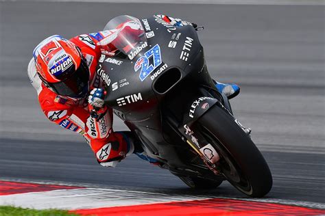 Motogp casey stoner leaves honda motogp news crash. Double MotoGP champion Casey Stoner to test for Ducati in ...