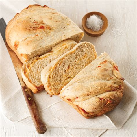 Évitez d'acheter du pain grâce à ces deux recettes simples et faciles de pain maison ! Pain au fromage à la mijoteuse - Recettes - Cuisine et ...