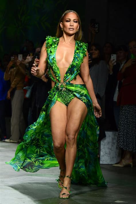 Jennifer Lopez Wore A New Green Dress On The Versace Runway Popsugar Fashion Photo 16